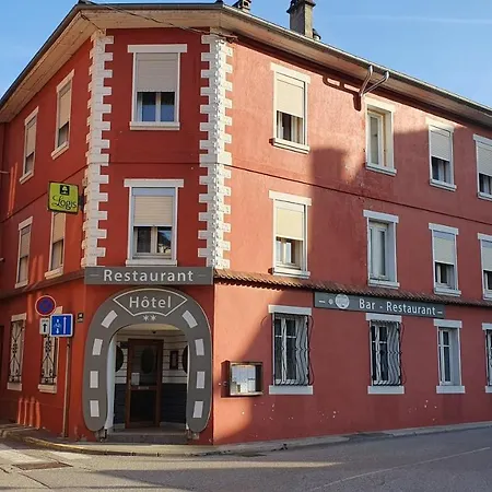 Logis Du Fer A Cheval Szálloda Yenne