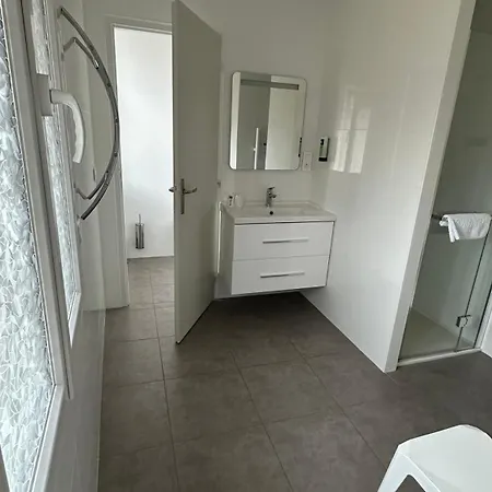 Logis Du Fer A Cheval Szálloda Yenne