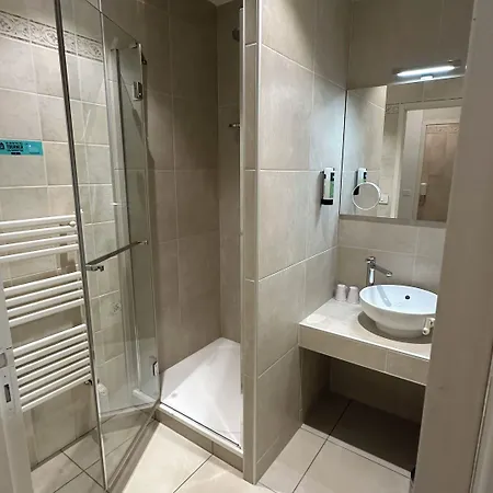 Logis Du Fer A Cheval Hotel Yenne